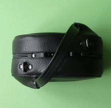 Load image into Gallery viewer, Boon