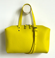 Load image into Gallery viewer, Fini