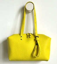 Load image into Gallery viewer, Fini