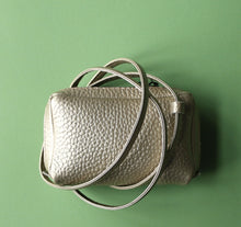 Load image into Gallery viewer, Ellipse