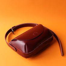 Load image into Gallery viewer, Bobo (1st)
