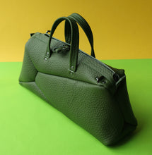 Load image into Gallery viewer, Move 7