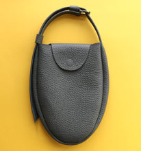 Load image into Gallery viewer, Pebble