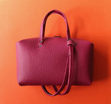 Load image into Gallery viewer, Fini