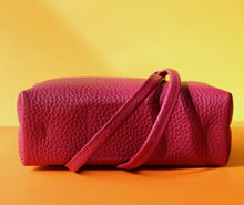 Load image into Gallery viewer, Fini