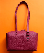 Load image into Gallery viewer, Fini