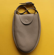 Load image into Gallery viewer, Pebble