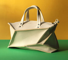 Load image into Gallery viewer, Collapse Eve