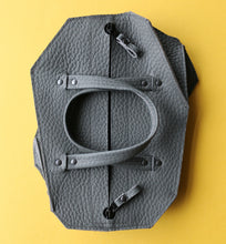 Load image into Gallery viewer, Collapse Eve