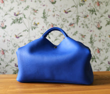 Load image into Gallery viewer, Owl