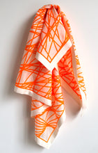 Load image into Gallery viewer, Striped scarf