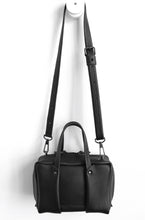 Load image into Gallery viewer, frrry Saturday black