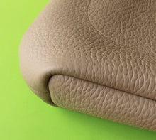 Load image into Gallery viewer, Tomo
