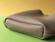 Load image into Gallery viewer, Tomo
