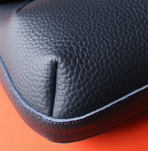 Load image into Gallery viewer, Pod
