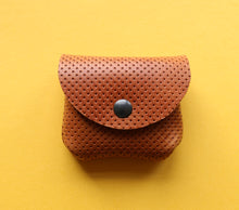 Load image into Gallery viewer, Berry
