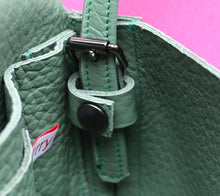 Load image into Gallery viewer, Bibi
