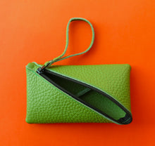 Load image into Gallery viewer, Slash
