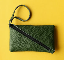 Load image into Gallery viewer, Slash
