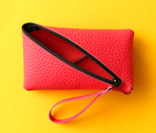 Load image into Gallery viewer, Slash
