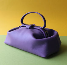 Load image into Gallery viewer, Robin
