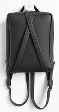 Load image into Gallery viewer, Fig backpack frrry black x
