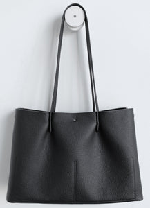 Amos frrry shoulder bag long handle simple elegant design. black lindos leather
