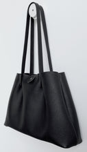 Load image into Gallery viewer, Amos frrry shoulder bag long handle black lindos calf leather. side view. everyday use tote
