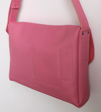 Load image into Gallery viewer, frrry bode pink
