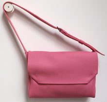 Load image into Gallery viewer, frrry bode pink
